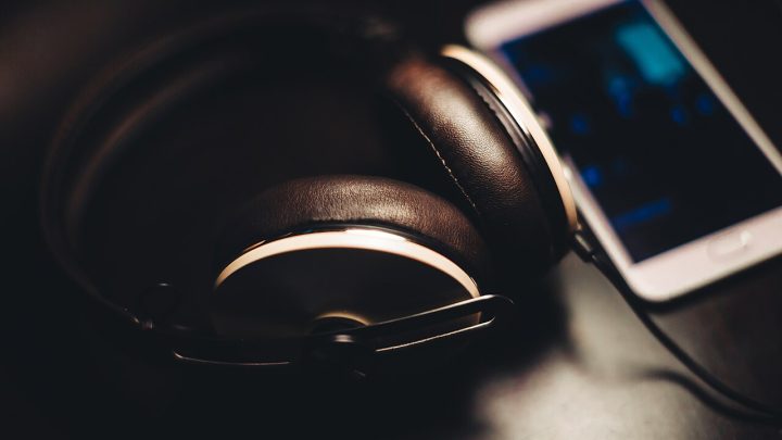 Active Noise Cancellation in Earbuds: What the Spec Sheet Leaves Out