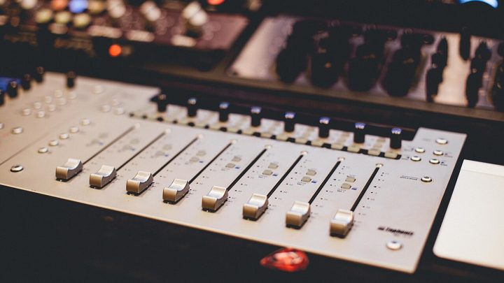 Audio Interface Basics: Preamps, Converters and Latency