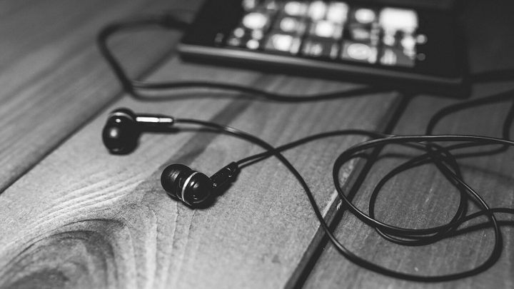 Building a First Headphone Setup Under a Fixed Budget